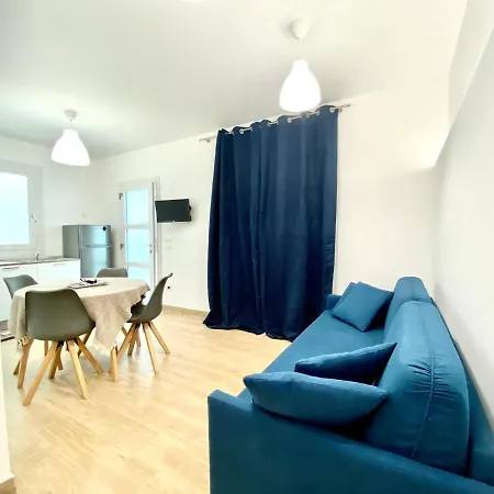 Holiday home Zefiro&levante2 Luce Del Mare