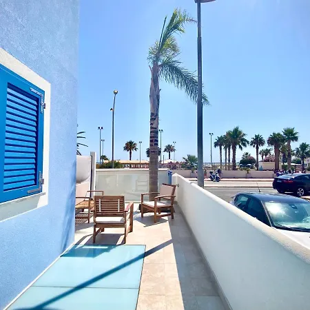 Holiday home Zefiro&levante2 Luce Del Mare