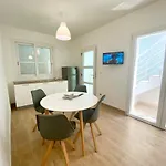 Zefiro&levante2 Luce Del Mare 펜션 산비토로카포