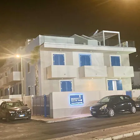 度假居 Zefiro&levante2 Luce Del Mare *