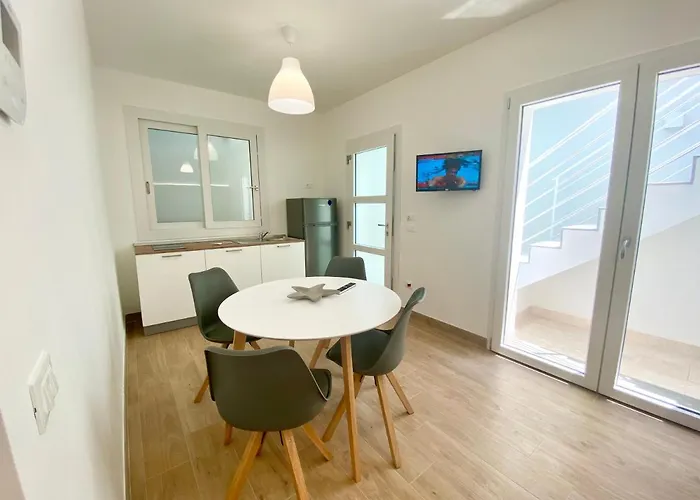 Zefiro&levante2 Luce Del Mare 度假居 圣维托罗卡波