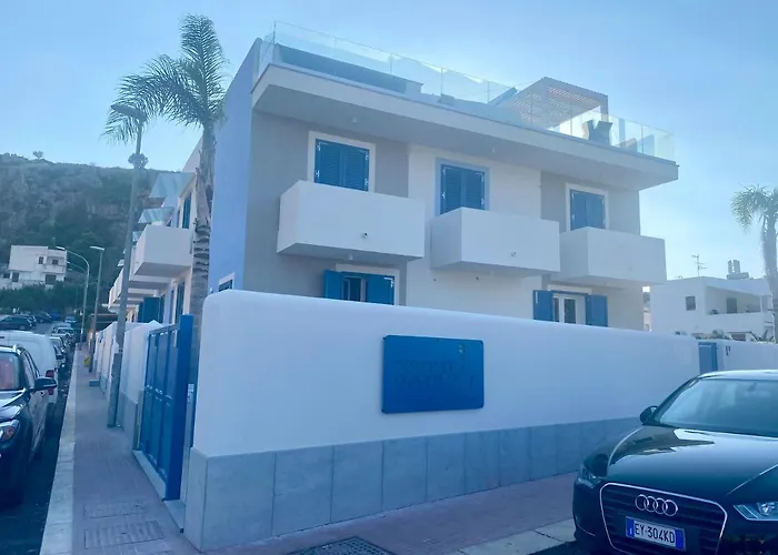 Zefiro&levante2 Luce Del Mare 度假居