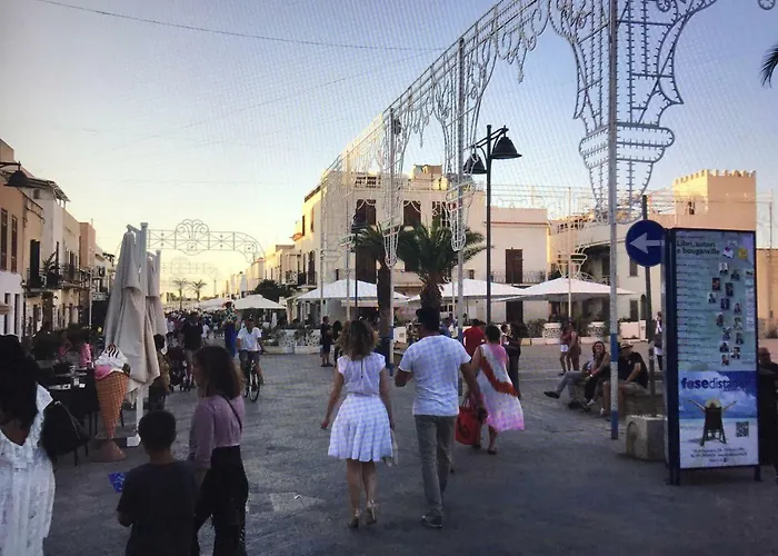 Zefiro&levante2 Luce Del Mare 度假居 *